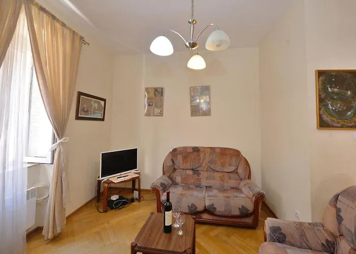 Apartment Cathedral